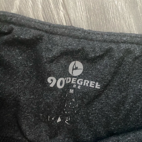 Lot of 2 pairs 90 degrees crop sz M - Picture 5 of 6